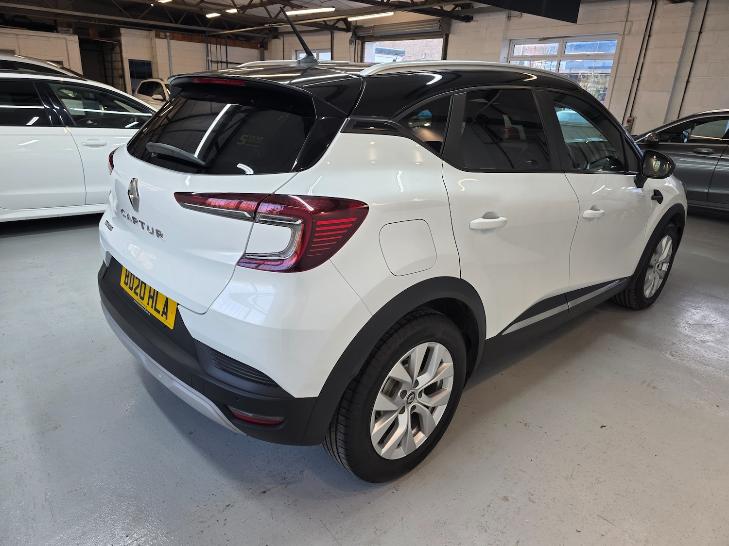 Used Renault Captur 2020 for sale - 76635032: Photo 24