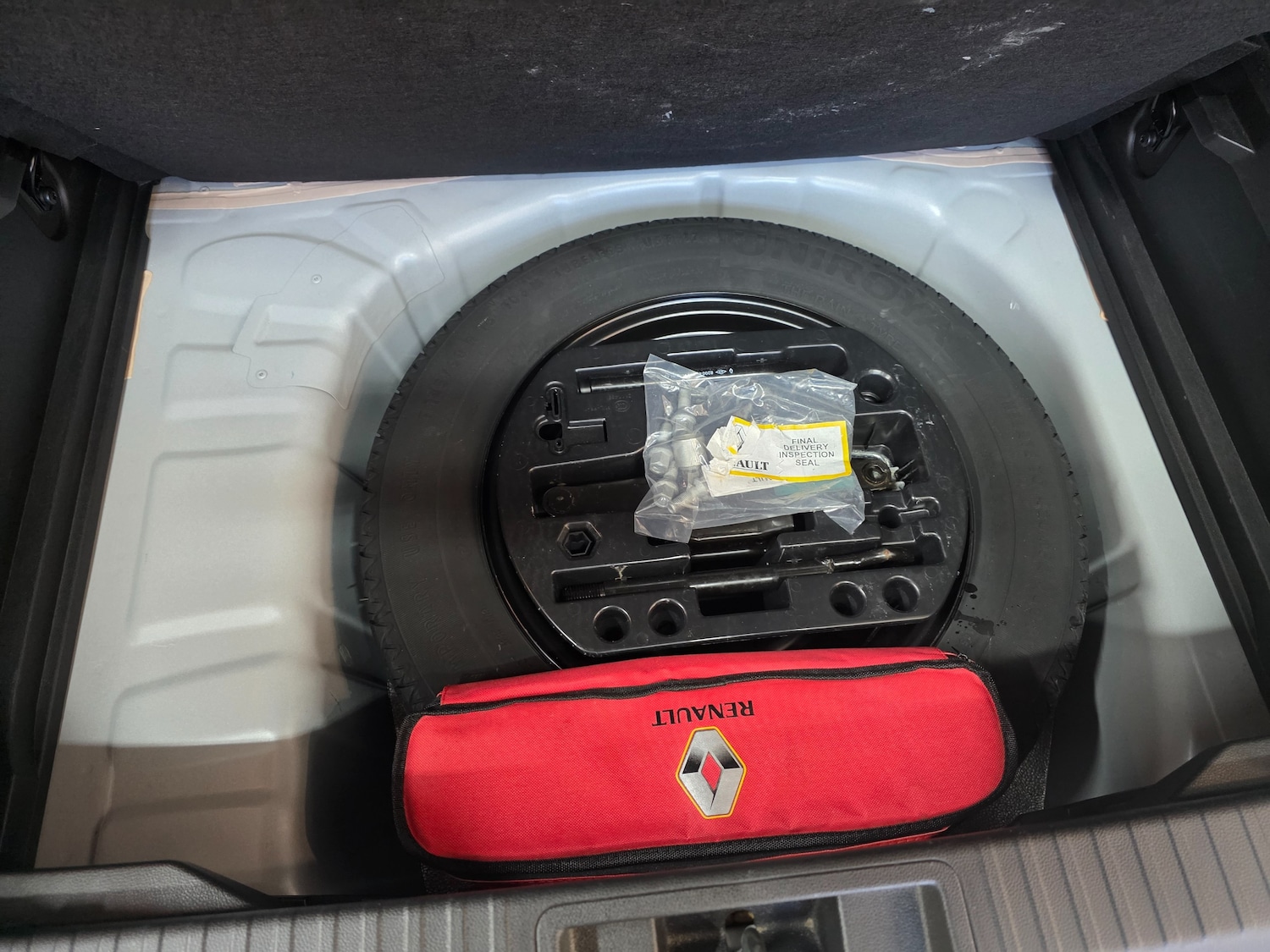 Used Renault Captur 2020 for sale - 76635032: Photo 34