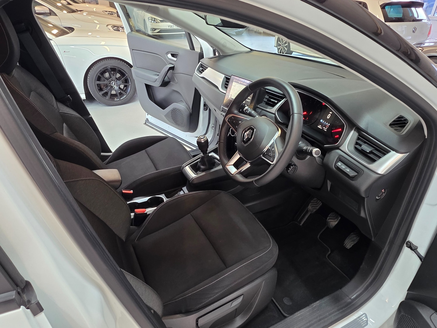 Used Renault Captur 2020 for sale - 76635032: Photo 37