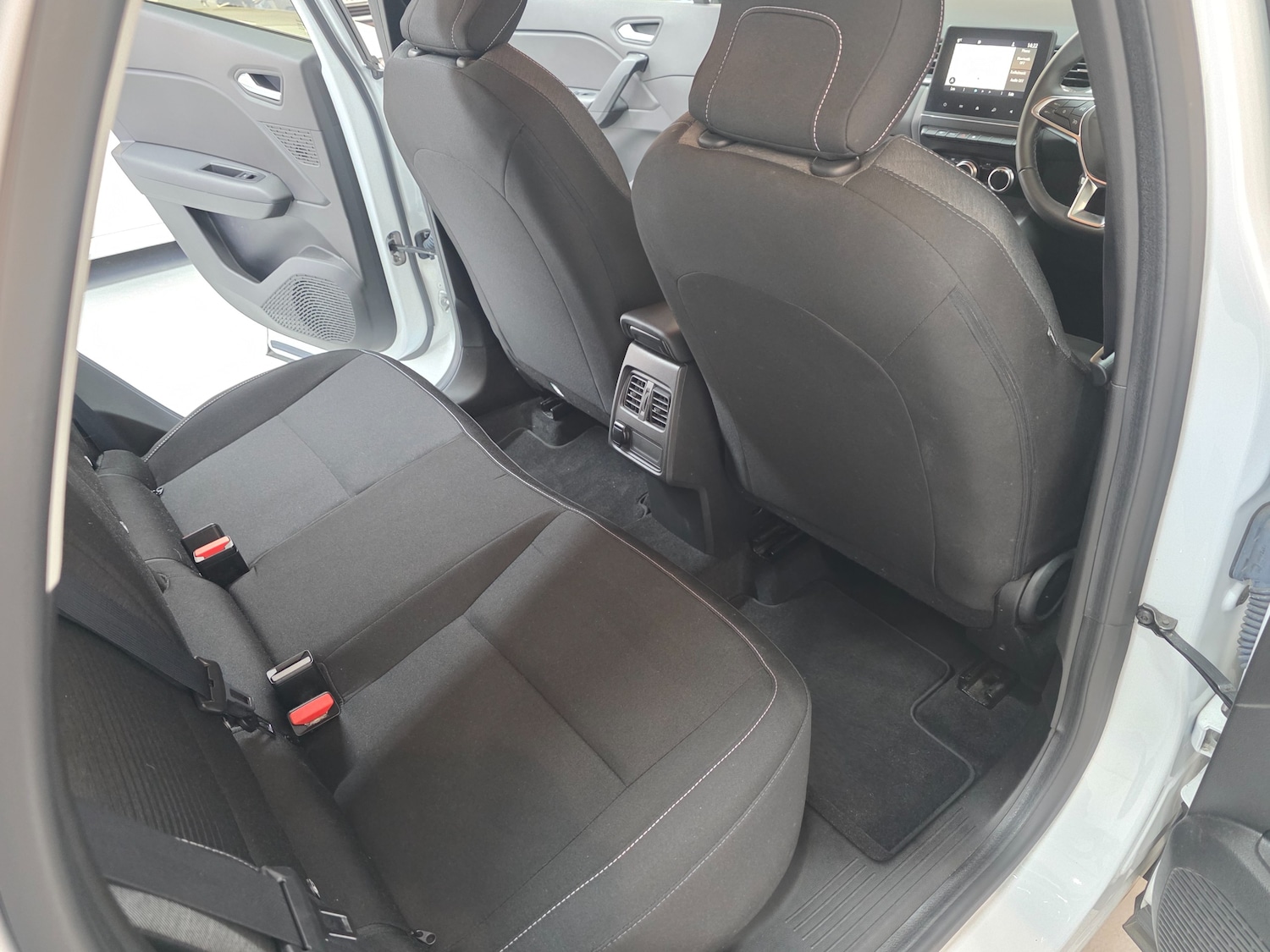 Used Renault Captur 2020 for sale - 76635032: Photo 7