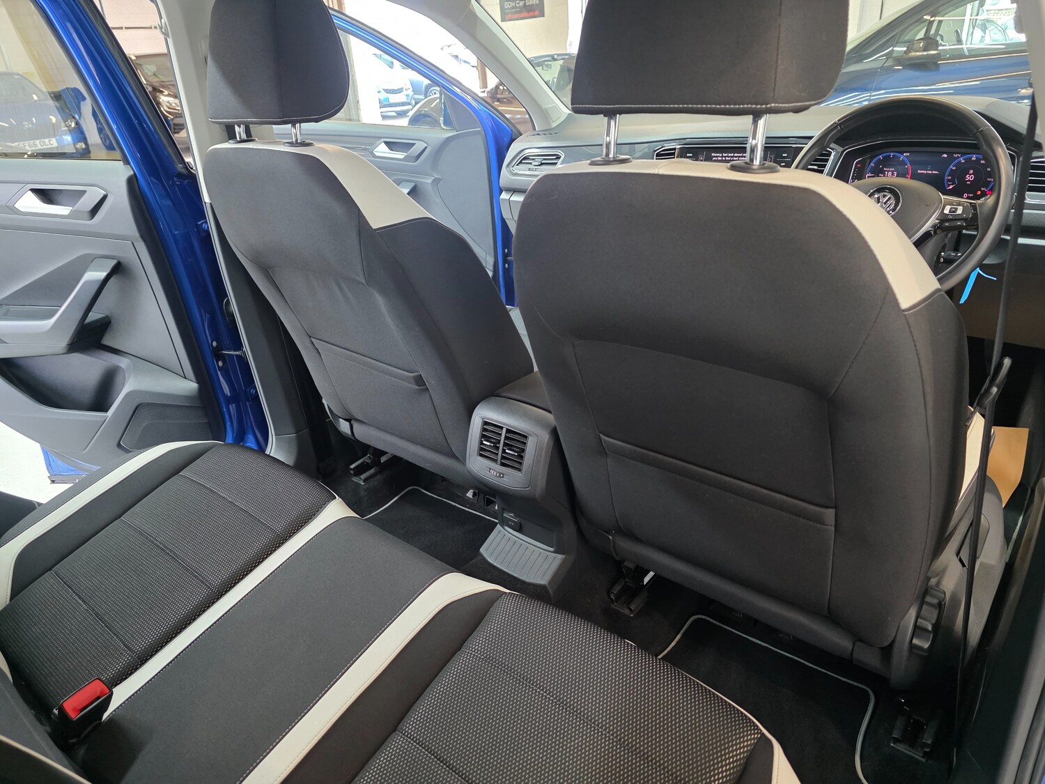 Used Volkswagen T-Roc 2018 for sale - 77539919: Photo 31