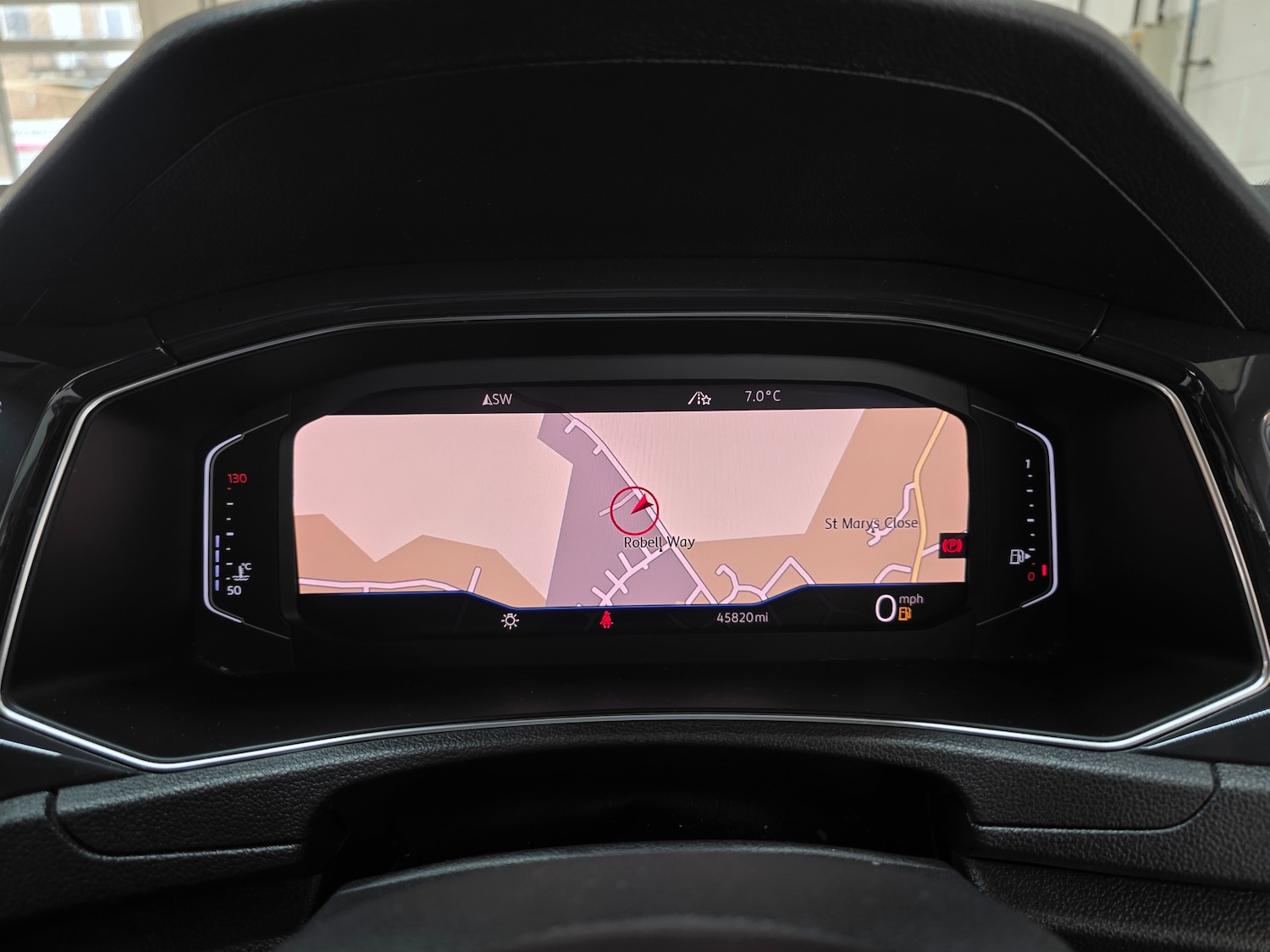 Used Volkswagen T-Roc 2018 for sale - 77539919: Photo 4