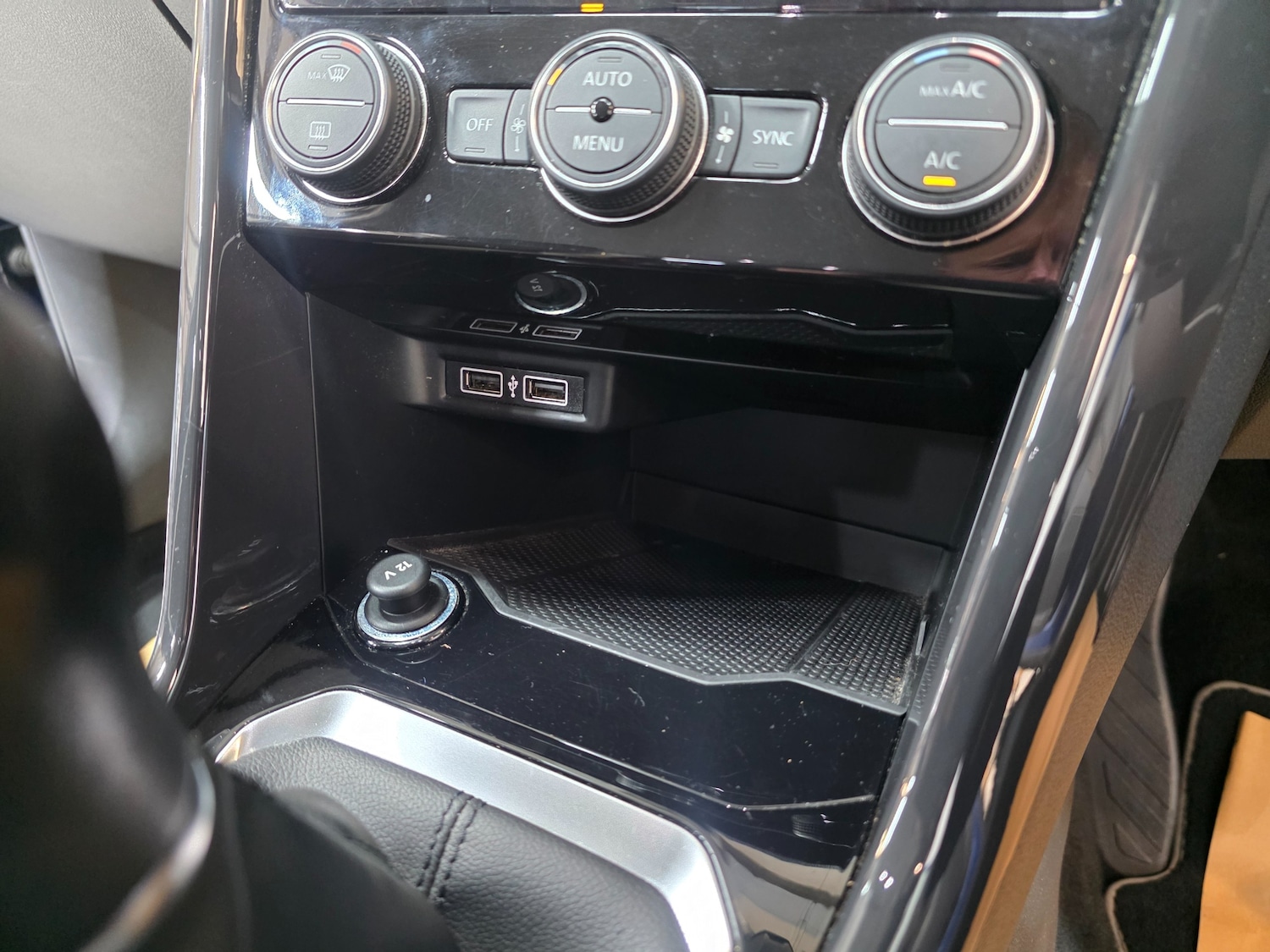 Used Volkswagen T-Roc 2018 for sale - 77539919: Photo 45