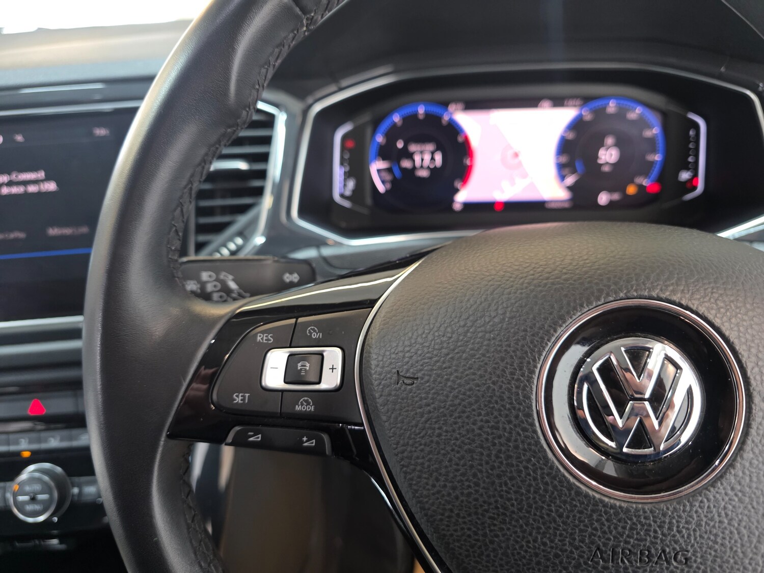 Used Volkswagen T-Roc 2018 for sale - 77539919: Photo 47