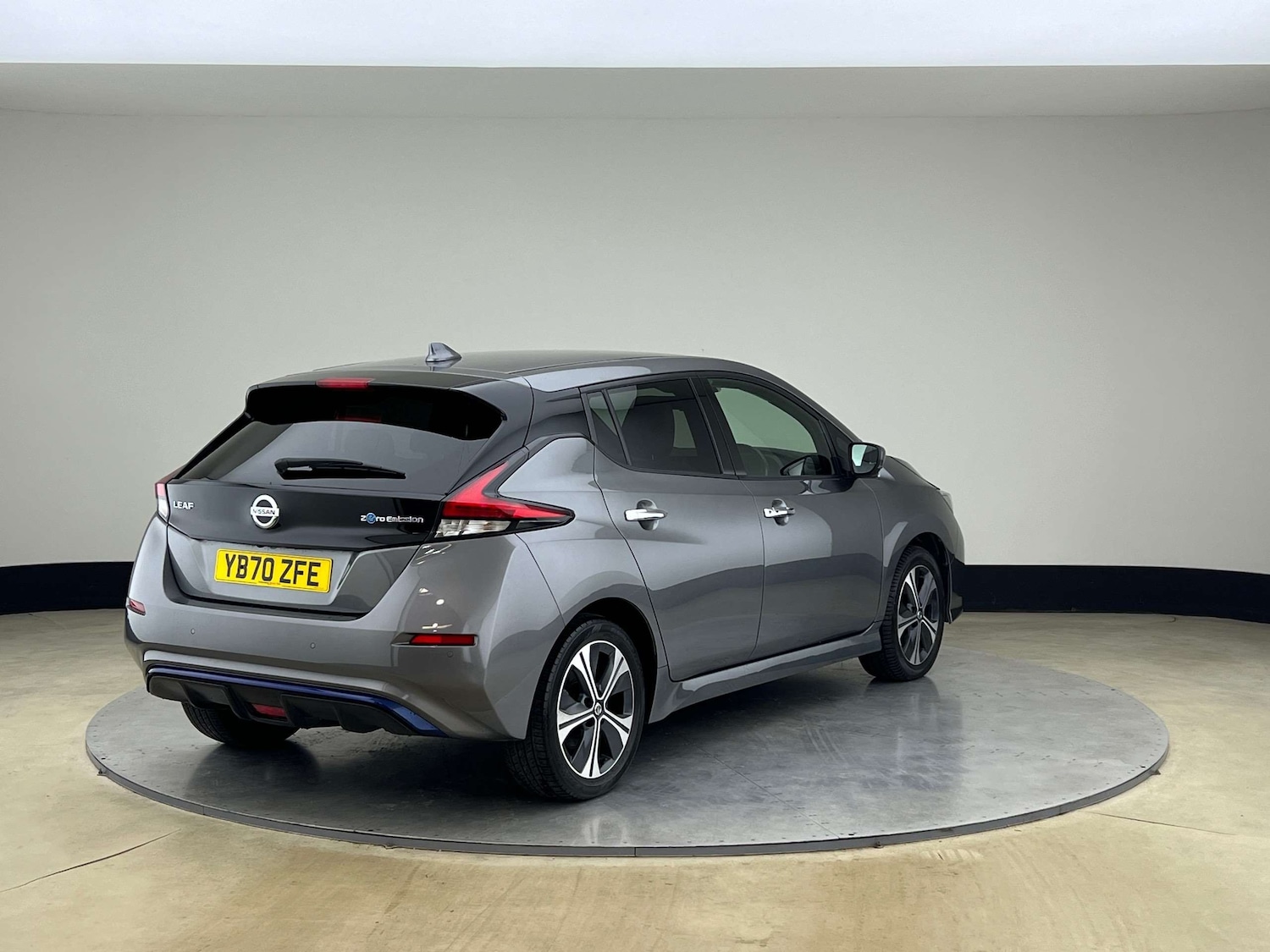 Used Nissan Leaf for sale - 76469140: Photo 3