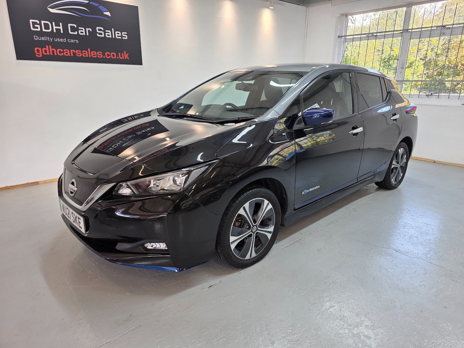 Used Nissan Leaf 2021 for sale - 76436632: Photo 1