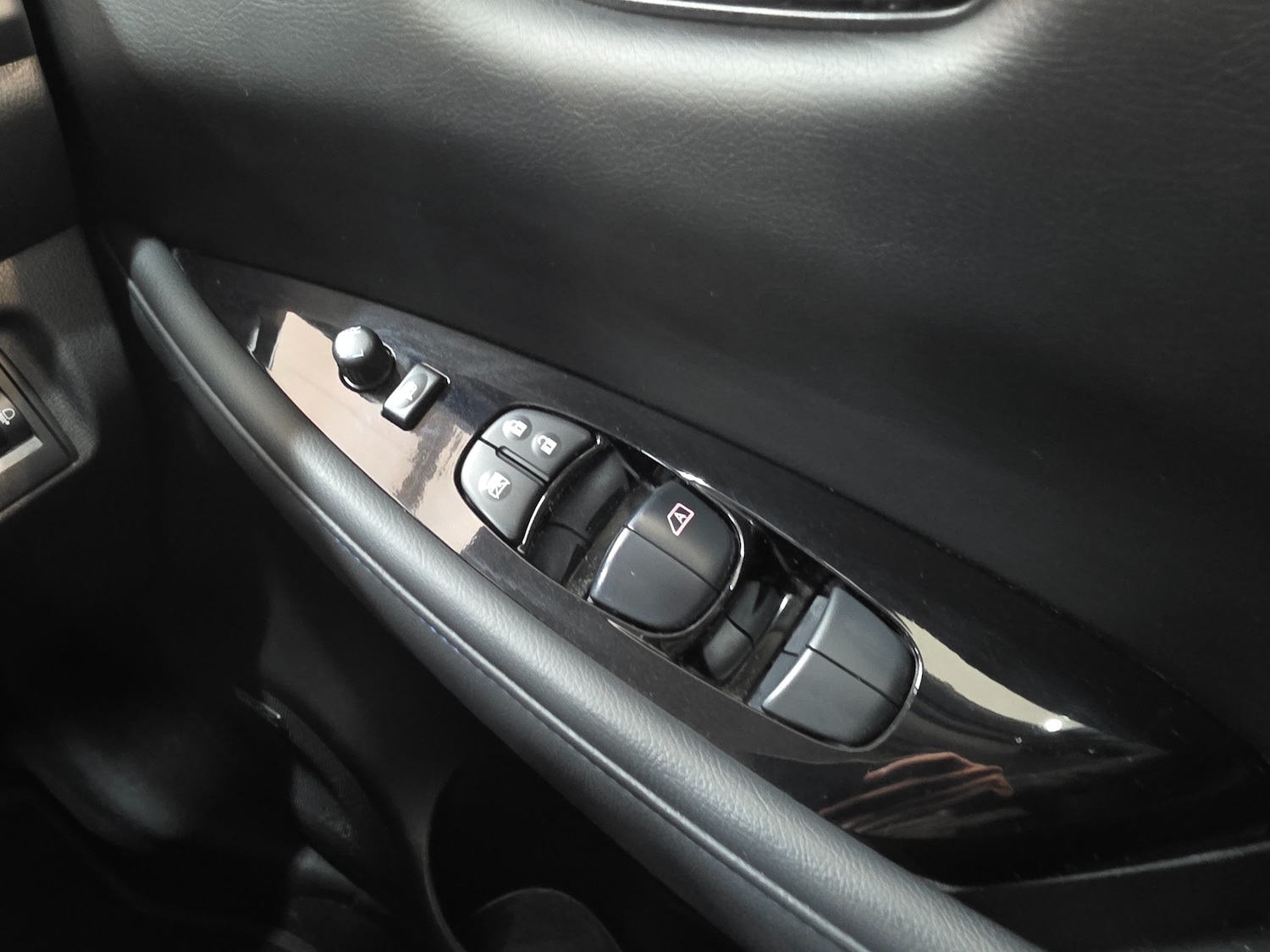 Used Nissan Leaf 2021 for sale - 76436632: Photo 28