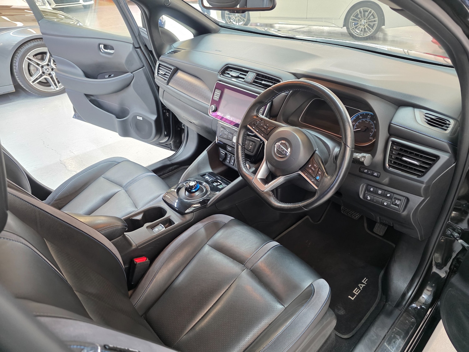 Used Nissan Leaf 2021 for sale - 76436632: Photo 42