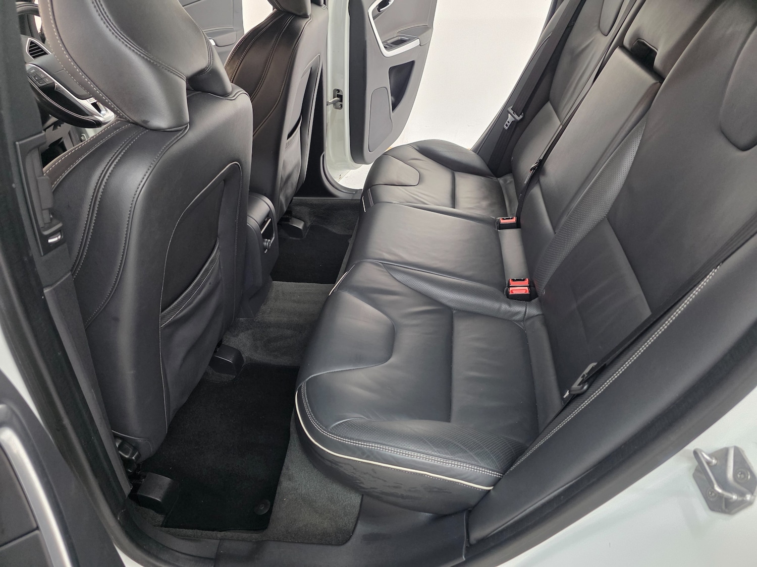 Used Volvo XC60 2016 for sale - 76120382: Photo 10