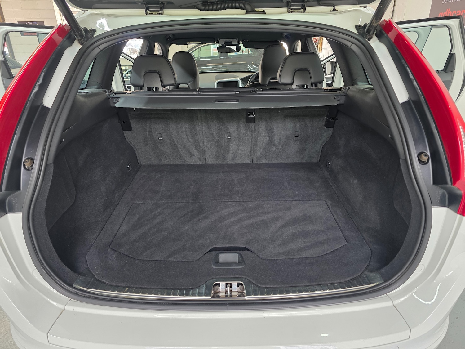 Used Volvo XC60 2016 for sale - 76120382: Photo 8