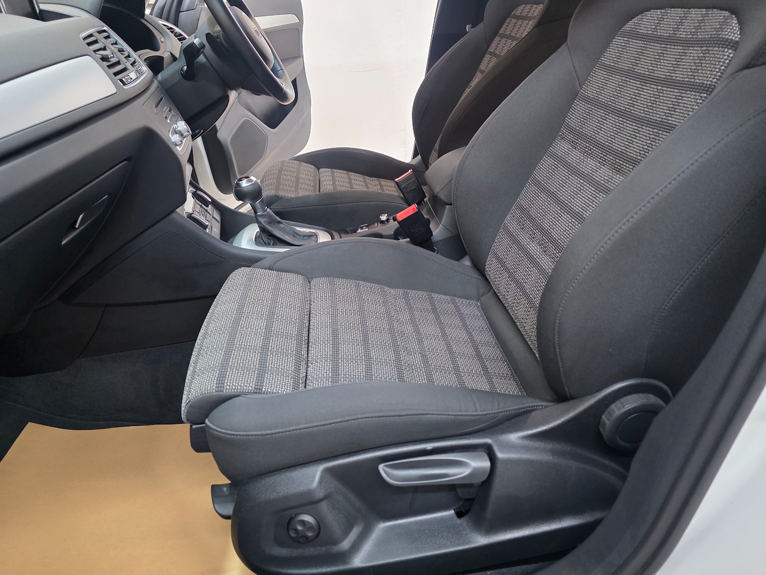 Used Audi Q3 2016 for sale - 77247699: Photo 18