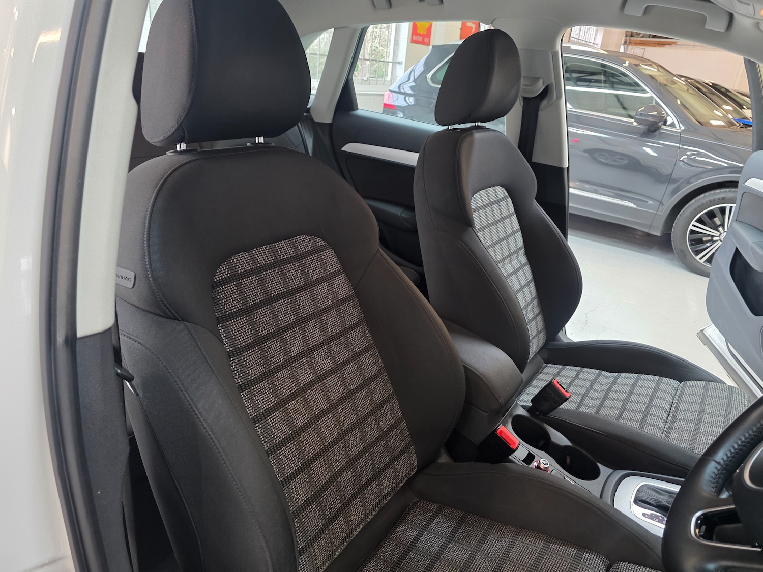 Used Audi Q3 2016 for sale - 77247699: Photo 36