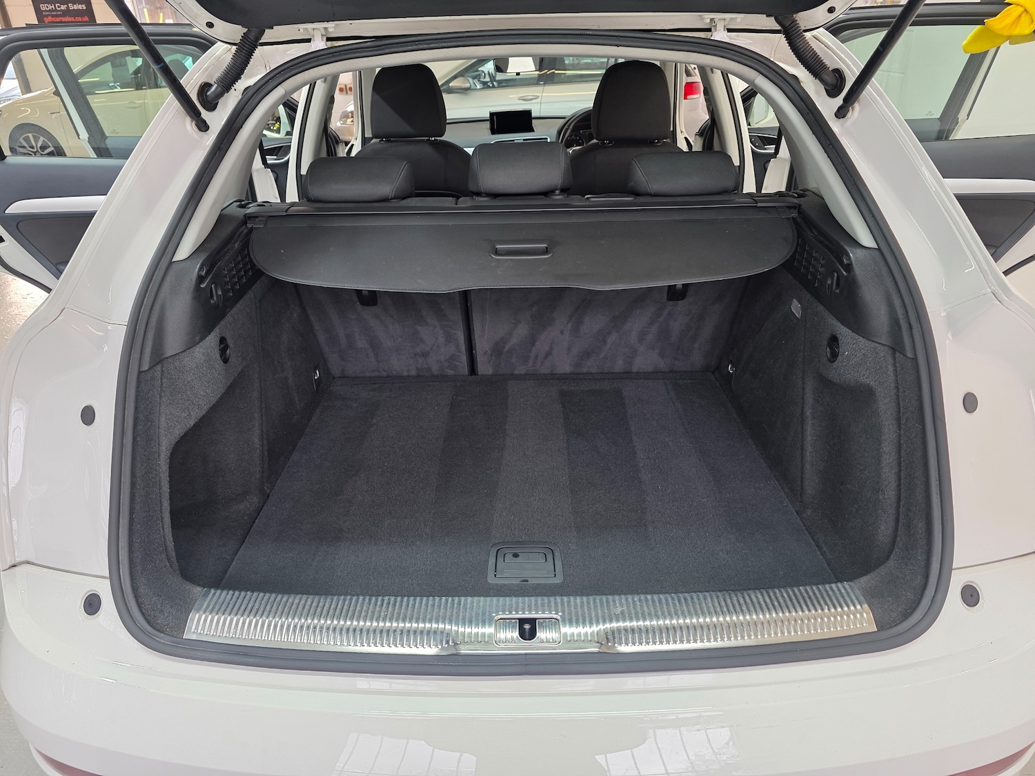 Used Audi Q3 2016 for sale - 77247699: Photo 4