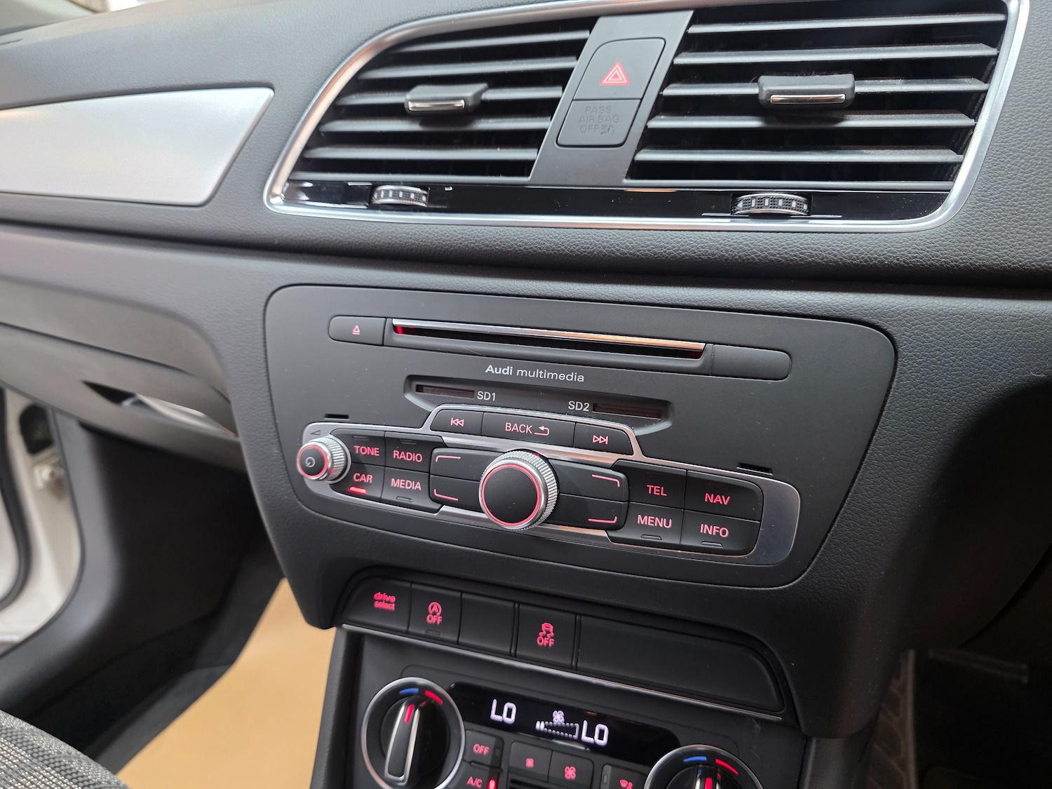 Used Audi Q3 2016 for sale - 77247699: Photo 42