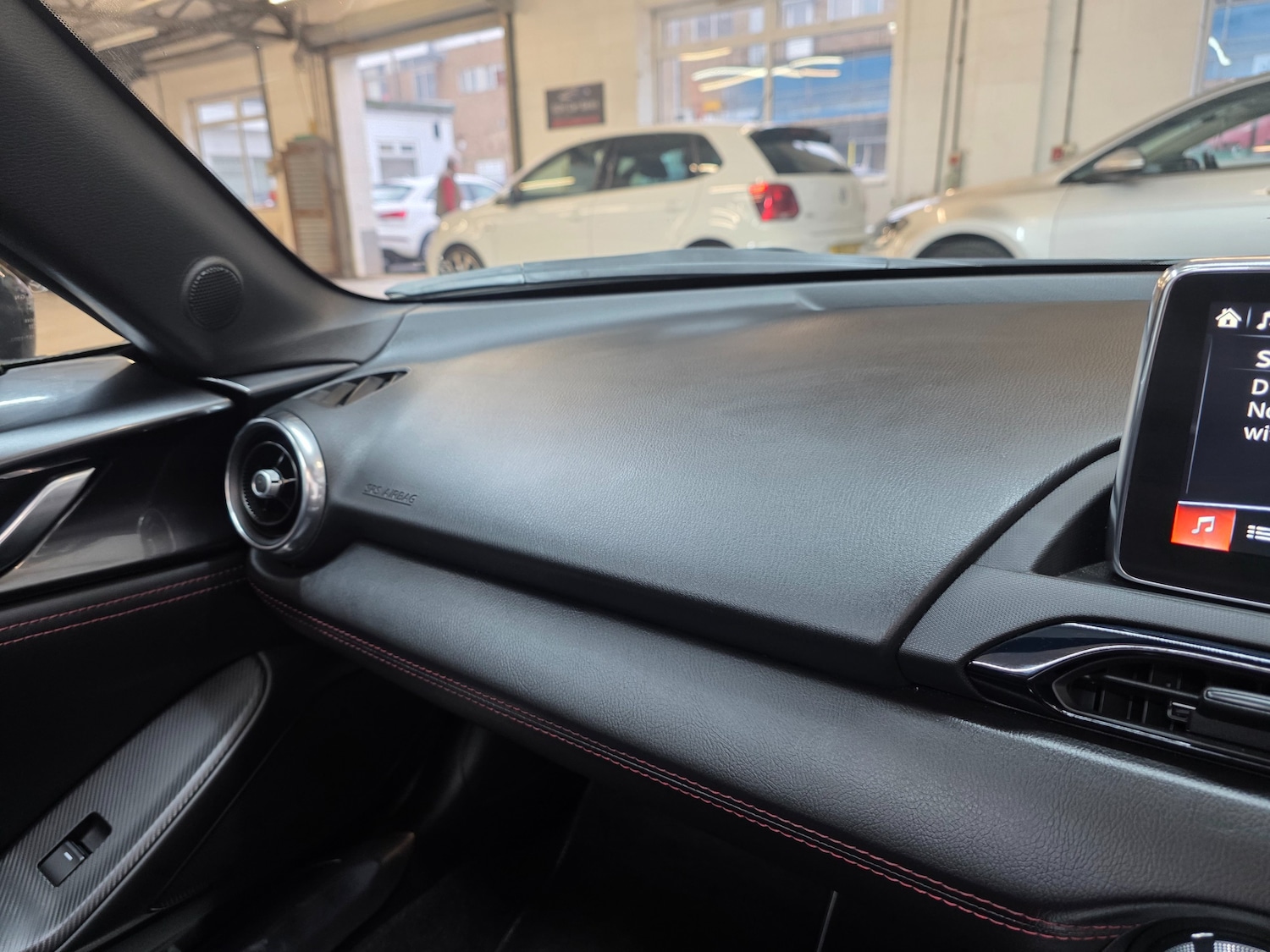 Used Mazda MX-5 2017 for sale - 77247697: Photo 38