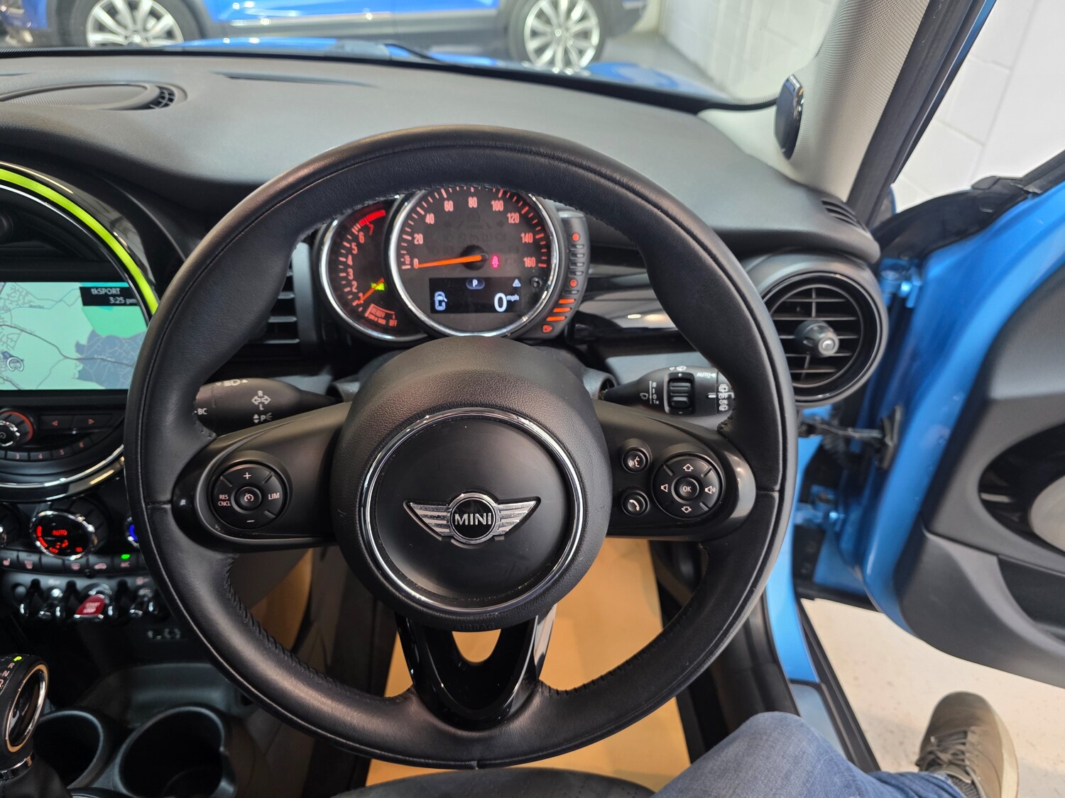 Used MINI Hatch 2017 for sale - 77685877: Photo 18