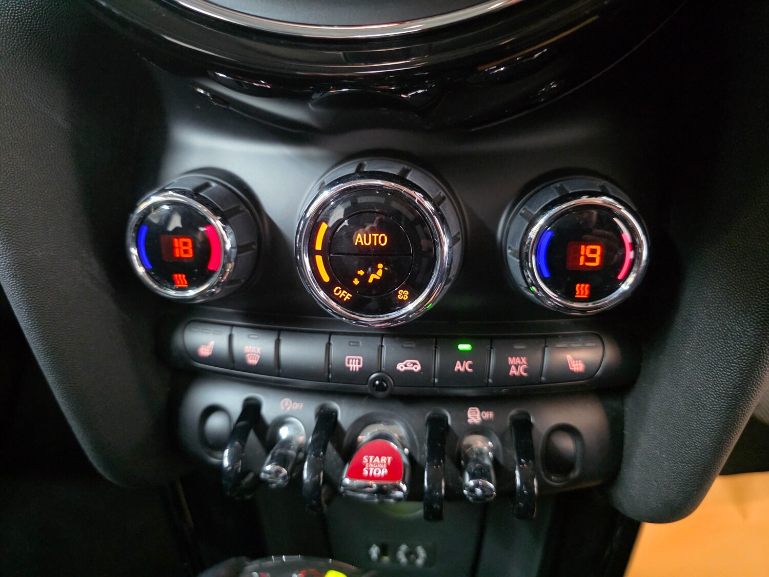 Used MINI Hatch 2017 for sale - 77685877: Photo 40