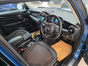 Used MINI Hatch 2021 for sale - 77077406: Photo