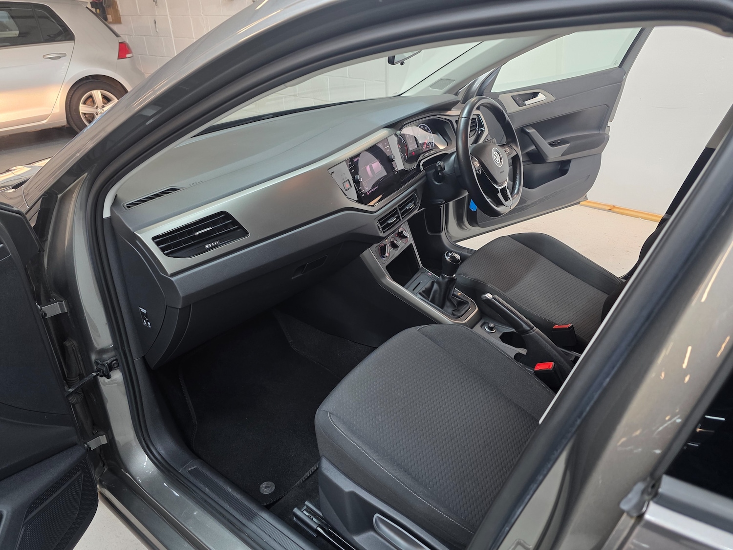 Used Volkswagen Polo 2020 for sale - 76922692: Photo 40