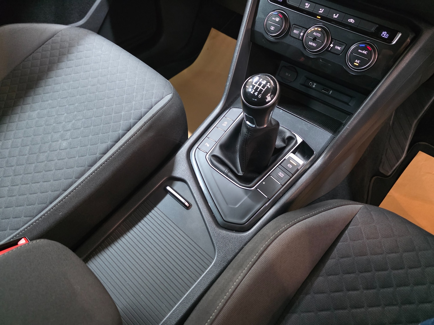 Used Volkswagen Tiguan 2017 for sale - 77247695: Photo 18