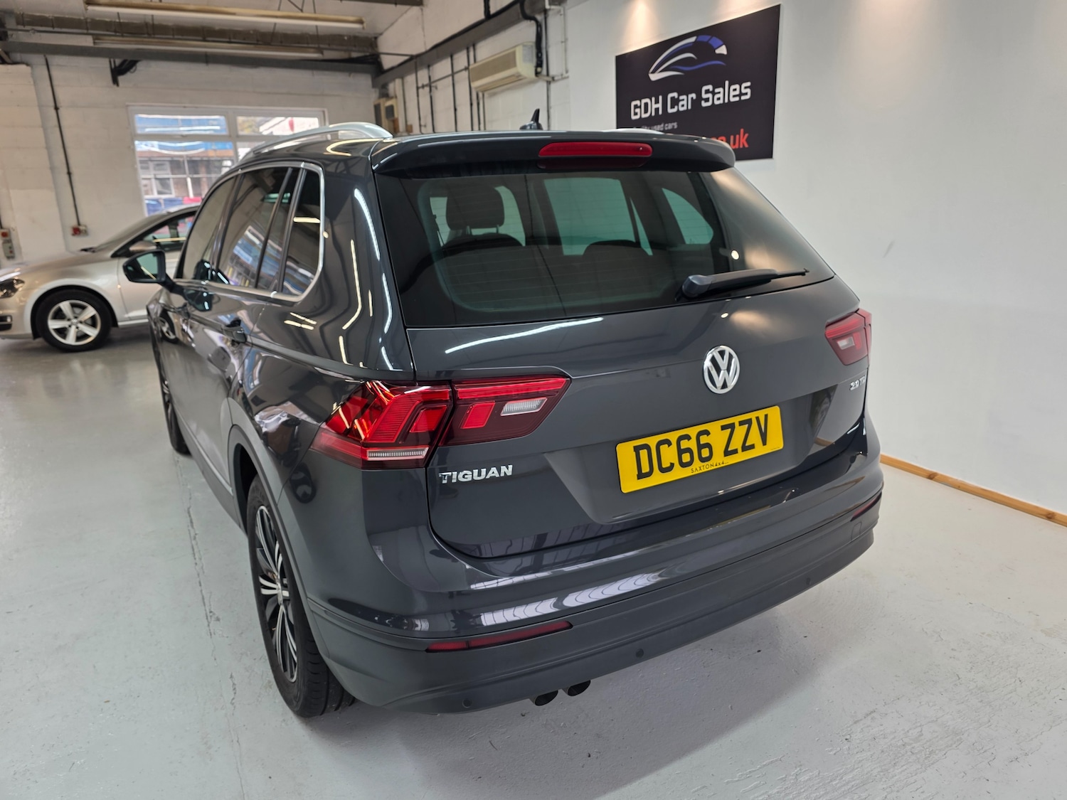 Used Volkswagen Tiguan 2017 for sale - 77247695: Photo 19