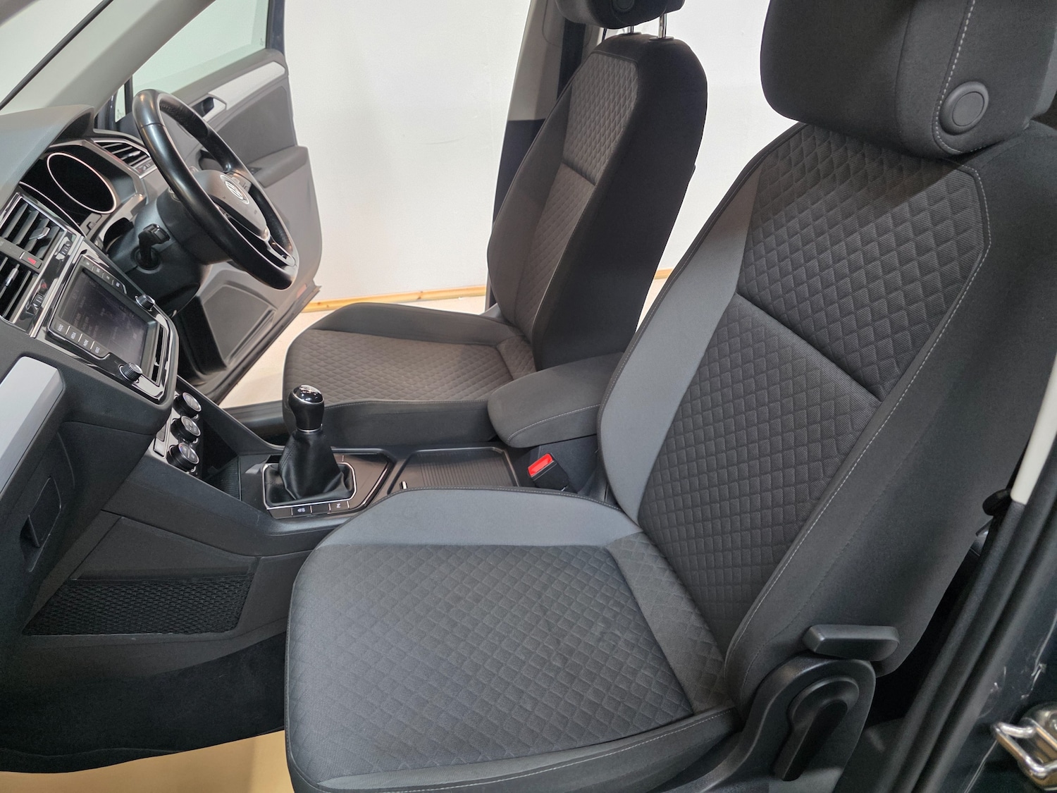 Used Volkswagen Tiguan 2017 for sale - 77247695: Photo 20