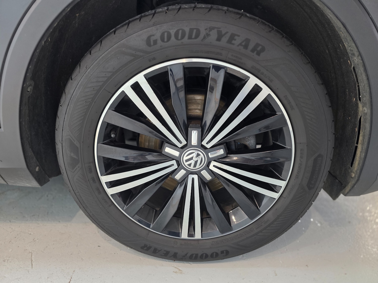 Used Volkswagen Tiguan 2017 for sale - 77247695: Photo 28