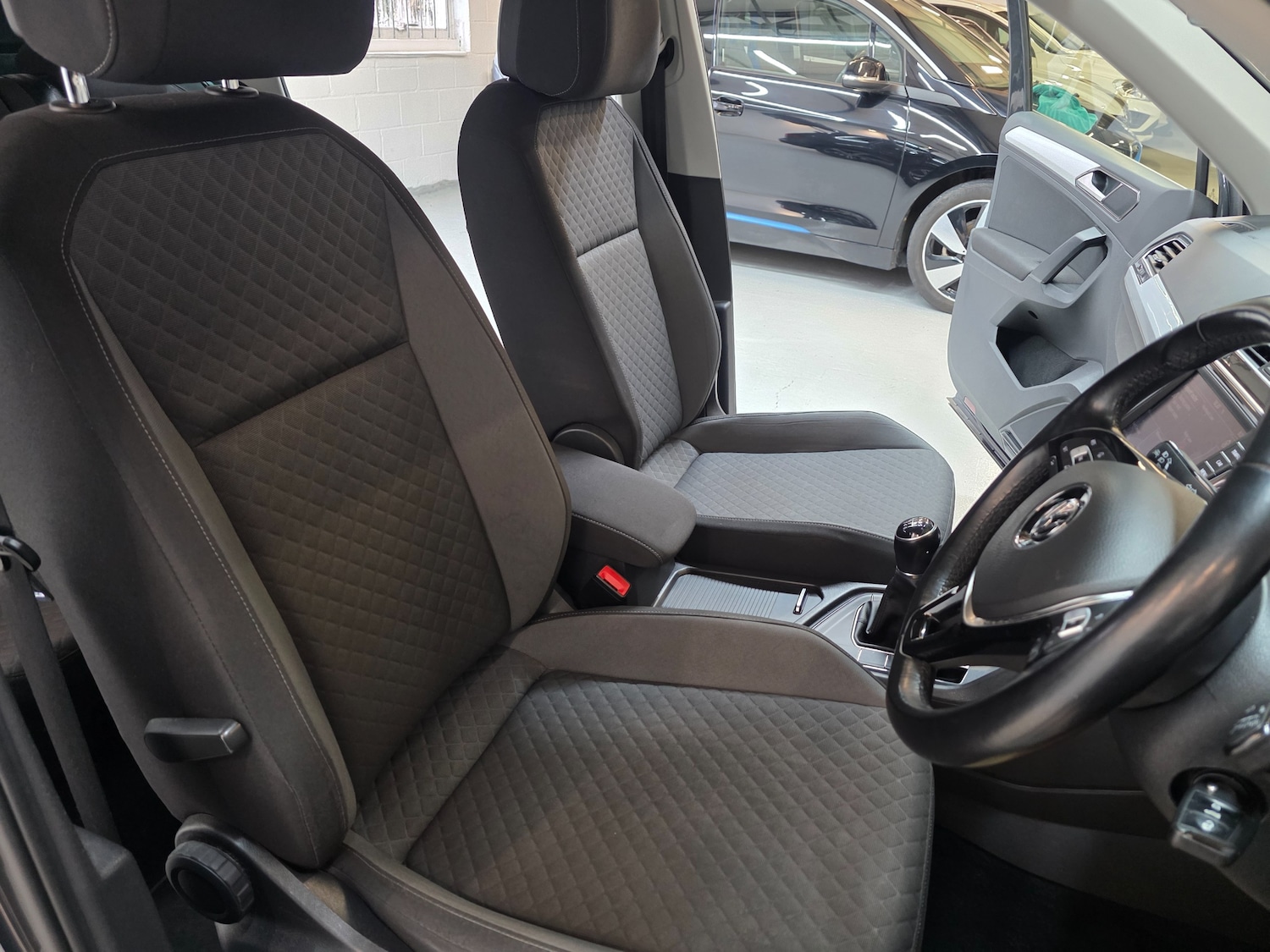 Used Volkswagen Tiguan 2017 for sale - 77247695: Photo 34