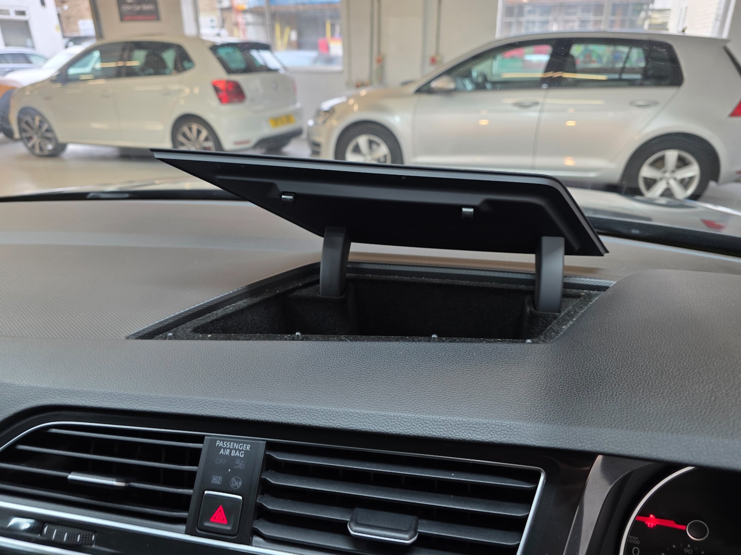 Used Volkswagen Tiguan 2017 for sale - 77247695: Photo 45