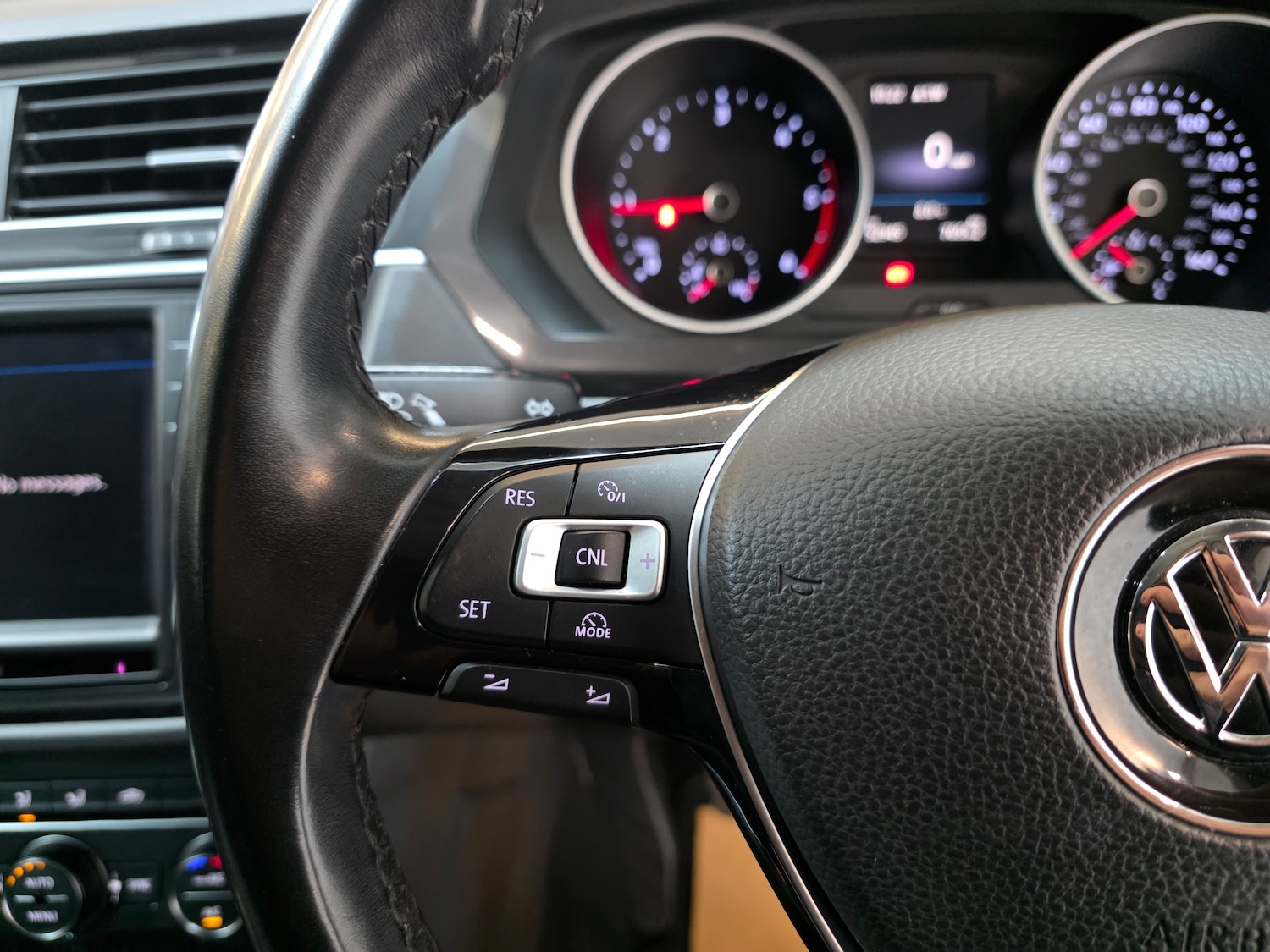 Used Volkswagen Tiguan 2017 for sale - 77247695: Photo 56