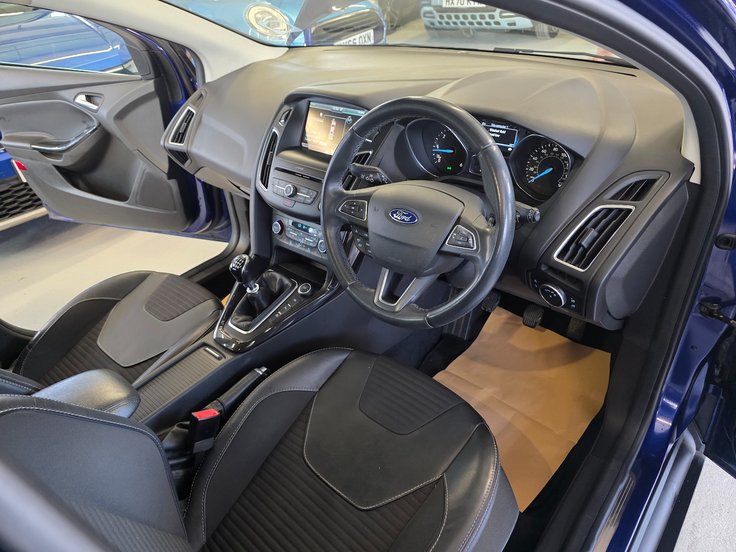 Used Ford Focus 2016 for sale - 77942191: Photo 2