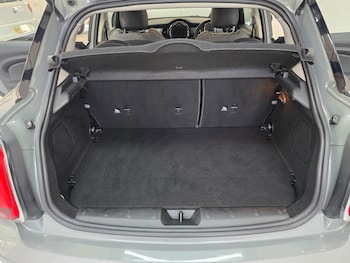 Used MINI Hatch 2018 for sale - 75308683: Photo