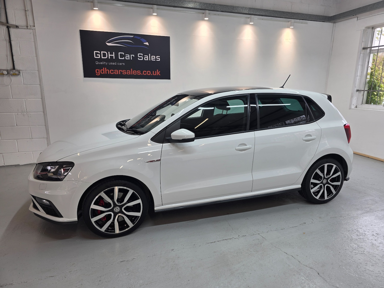 Used Volkswagen Polo 2016 for sale - 76590690: Photo 15
