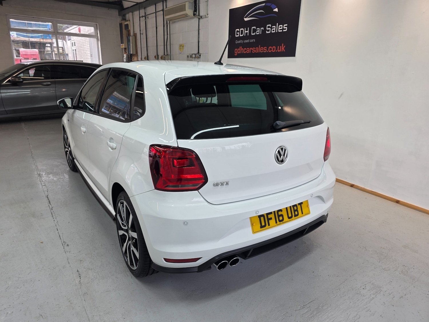 Used Volkswagen Polo 2016 for sale - 76590690: Photo 23