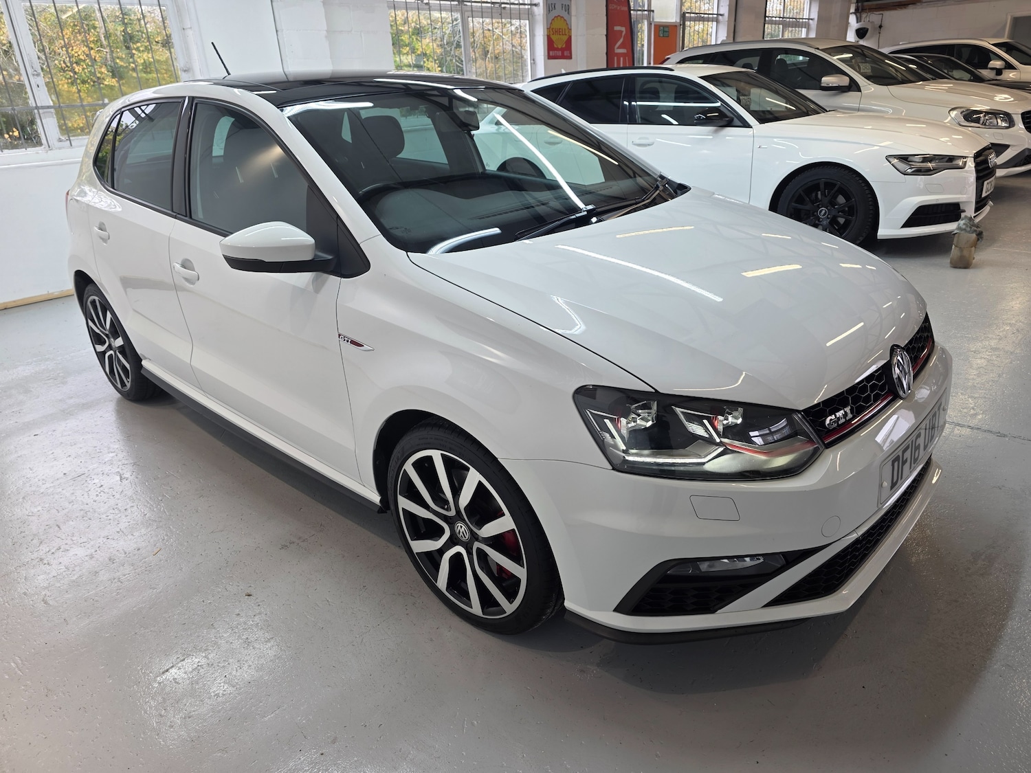 Used Volkswagen Polo 2016 for sale - 76590690: Photo 31