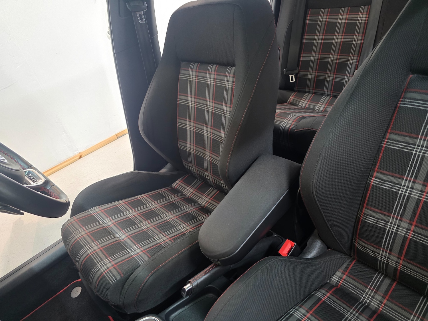 Used Volkswagen Polo 2016 for sale - 76590690: Photo 38