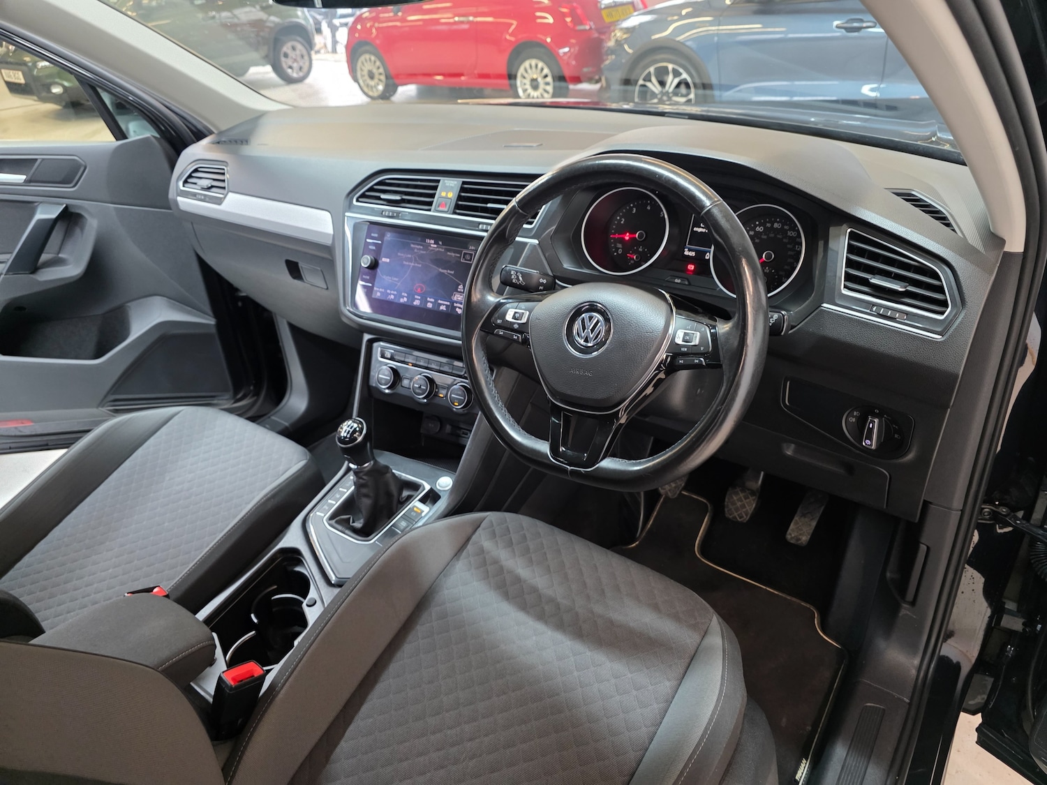 Used Volkswagen Tiguan 2019 for sale - 77247694: Photo 28