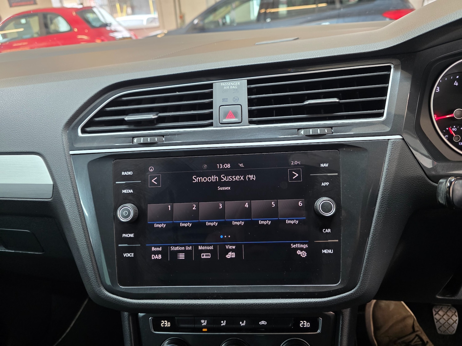 Used Volkswagen Tiguan 2019 for sale - 77247694: Photo 40