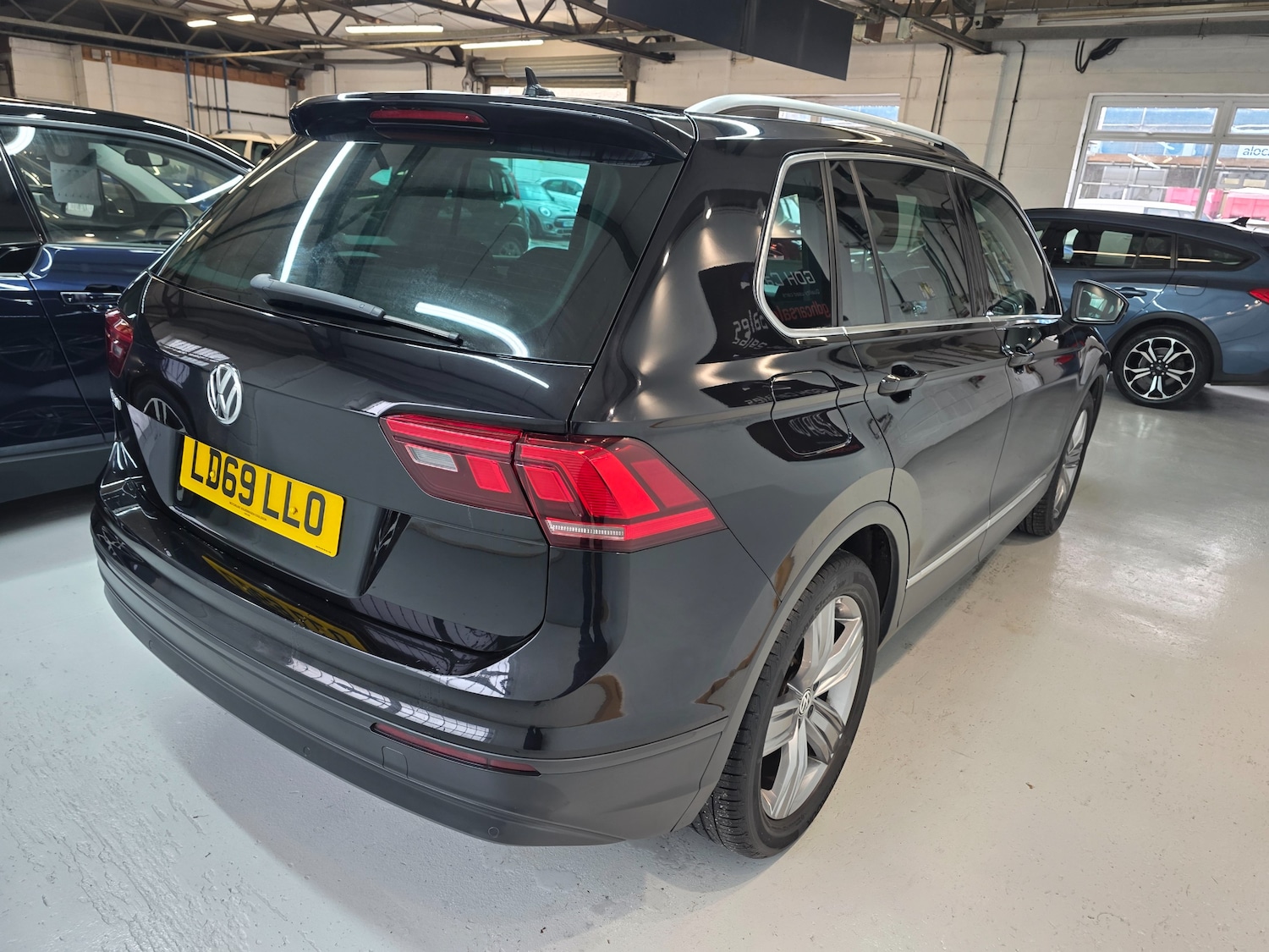 Used Volkswagen Tiguan 2019 for sale - 77247694: Photo 5