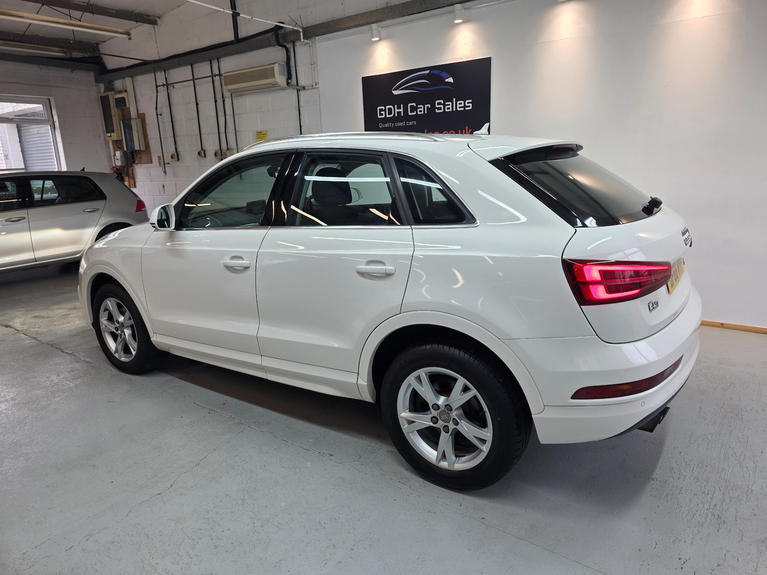 Used Audi Q3 2016 for sale - 76863067: Photo 17