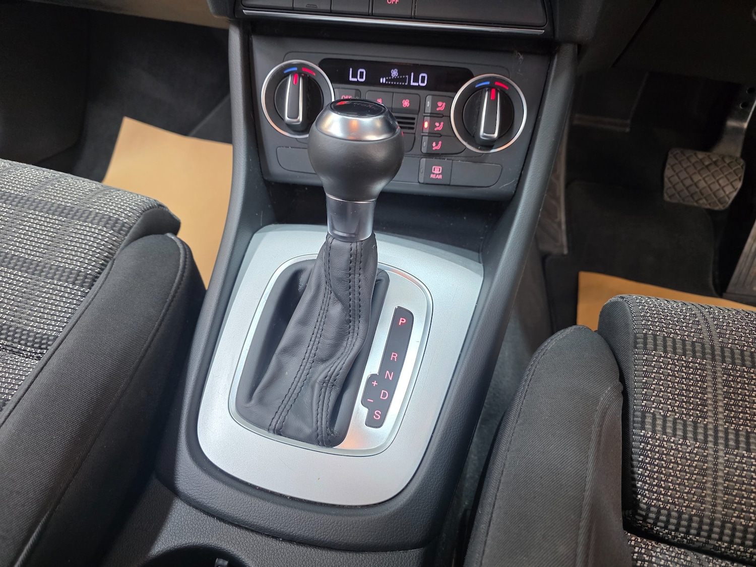 Used Audi Q3 2016 for sale - 76863067: Photo 41