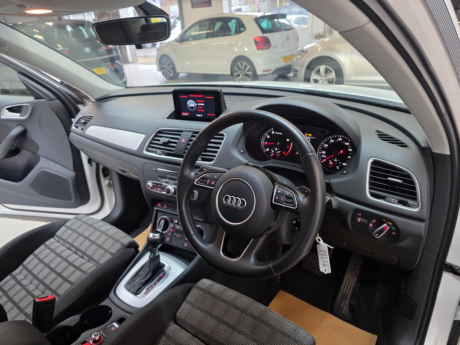 Used Audi Q3 2016 for sale - 76863067: Photo 7