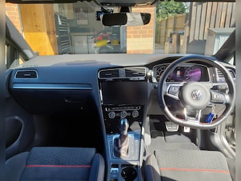 Used Volkswagen Golf 2017 for sale - 78168308: Photo