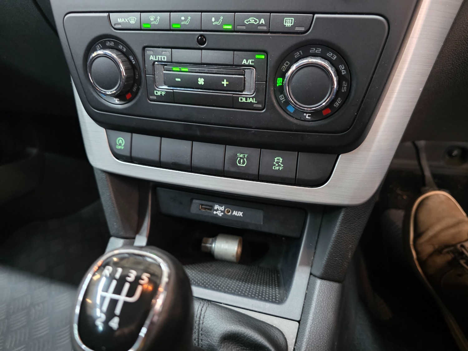 Used Skoda Yeti 2015 for sale - 77247705: Photo 22