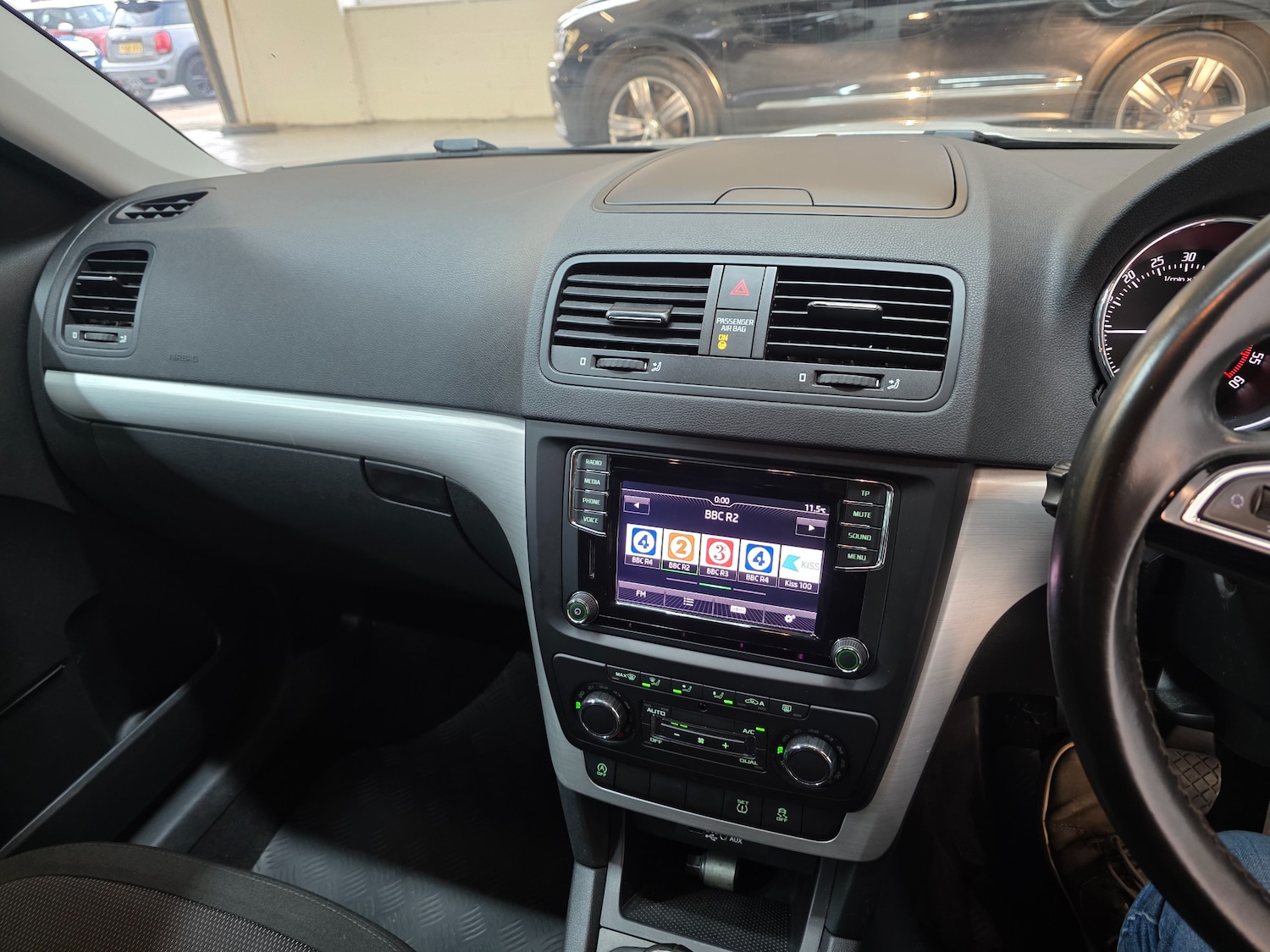 Used Skoda Yeti 2015 for sale - 77247705: Photo 30