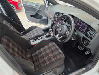 Used Volkswagen Golf 2018 for sale - 74917552: Photo