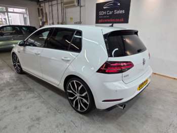 Used Volkswagen Golf 2018 for sale - 74917552: Photo