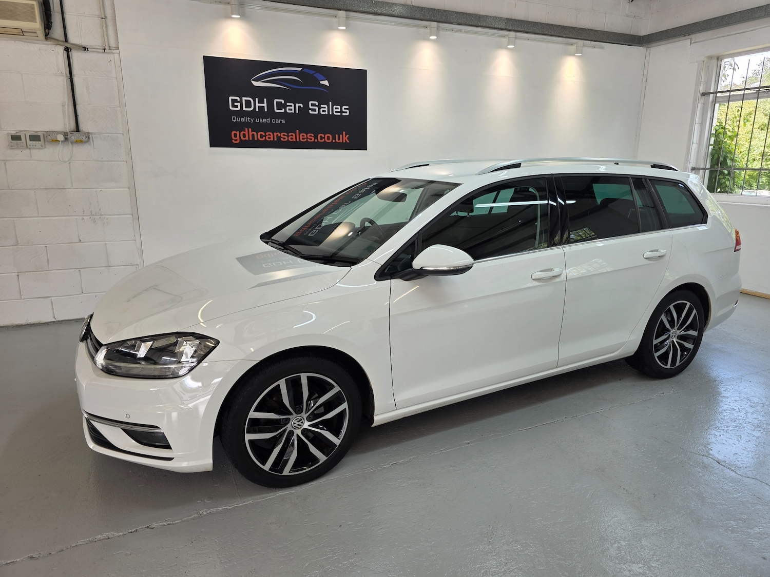 Used Volkswagen Golf 2017 for sale - 76604324: Photo 11