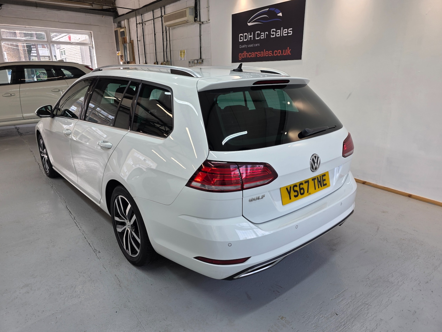 Used Volkswagen Golf 2017 for sale - 76604324: Photo 15