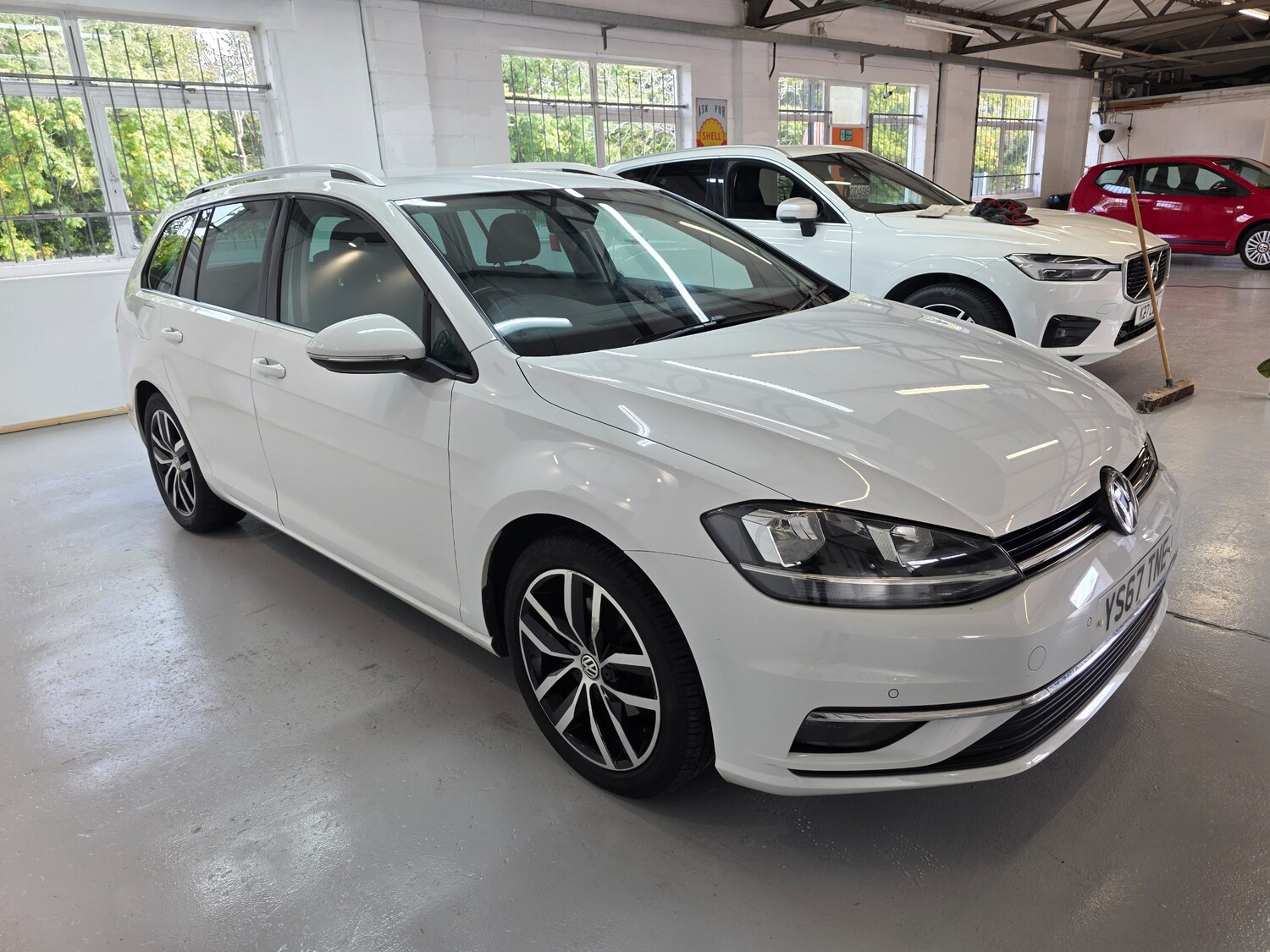 Used Volkswagen Golf 2017 for sale - 76604324: Photo 19